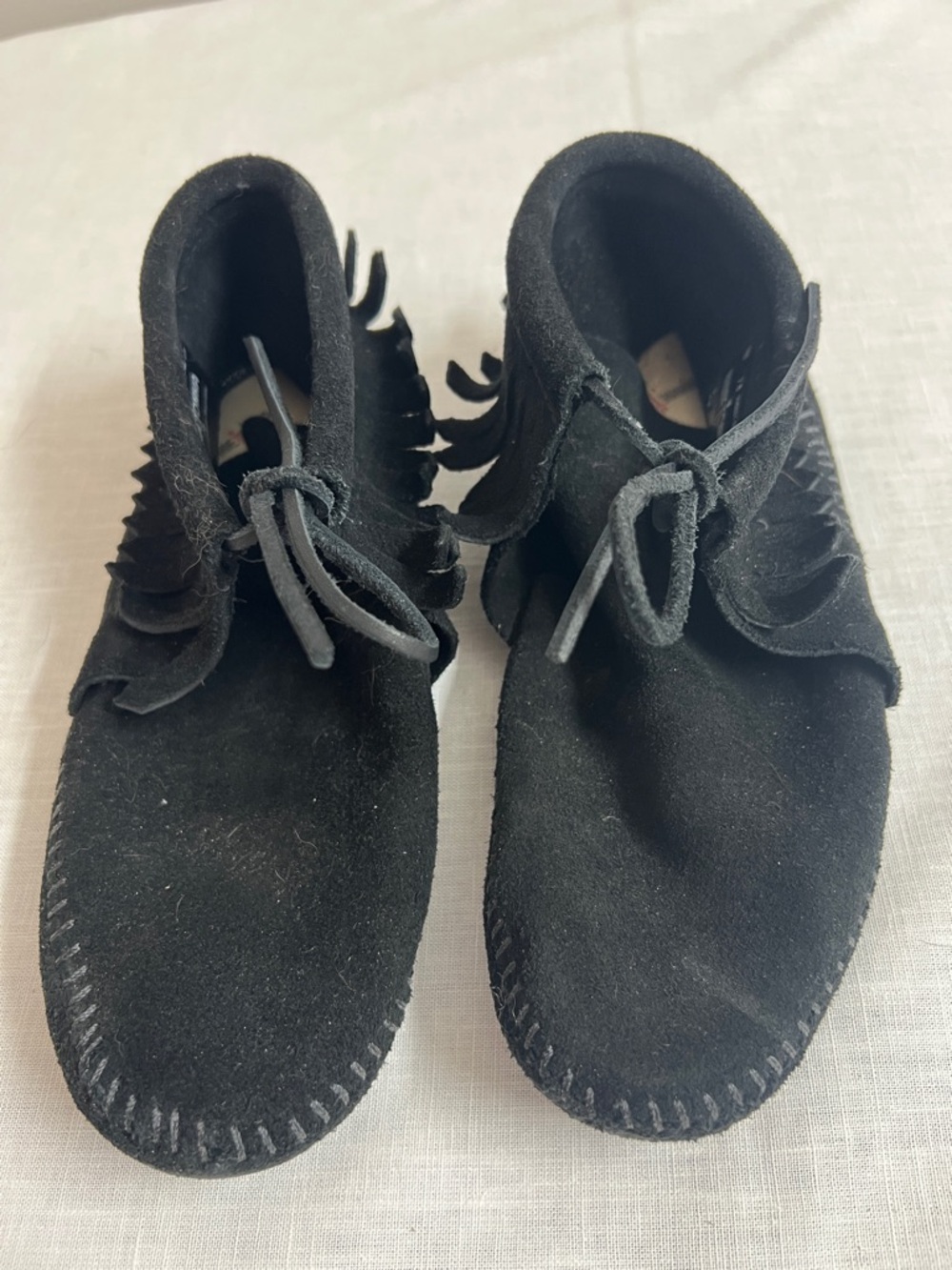 🌞 Minnetonka Western Black Suede Fridge Classic Bohemian Moccasins women 7.5